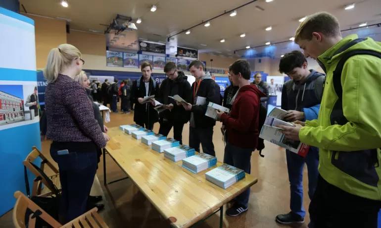 VIII Targi Edukacyjne Powiatu Pszczyńskiego - 28.11.2016