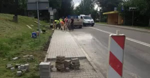 Remont chodnika przy ul. Boryńskiej w Warszowicach - 08.2016