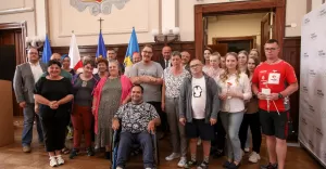3 tysiące złotych z pikniku "Bezpieczny powiat" na rozbudowę Domu Kulejących Aniołów w Piasku - 16.06.2025