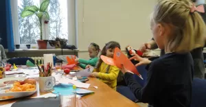 Młodzi Podróżnicy w bibliotece pedagogicznej