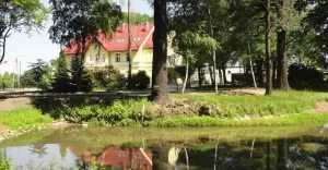 Park przy ośrodku zdrowia w Pawłowicach