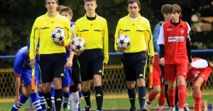 Juniorzy: MKS Iskra Pszczyna - RKS Raków II Częstochowa 28.09.2013