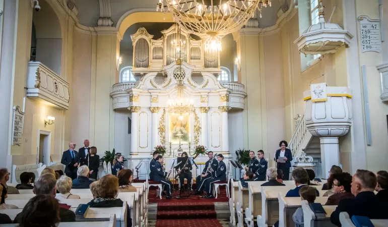 Koncert Orkiestry Sił Powietrznych USA w Europie, w kościele ewangelicko-augsburgskim w Pszczynie - 23.04.2023 r.